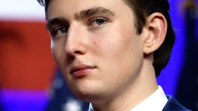 Video thumbnail for This Photo Of Barron Had Everyone Talking