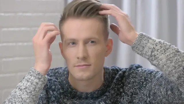 Video thumbnail for 10 Best Fat Guy Haircuts – Slimming haircuts for chubby faces male (Big guy haircut)