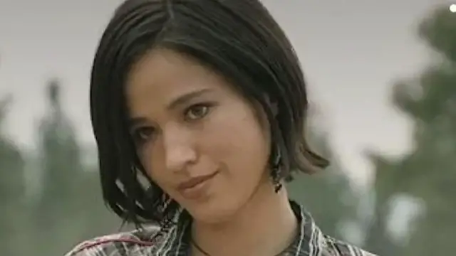 Video thumbnail for Why The Actor Who Plays Yellowstone's Monica Looks So Familiar