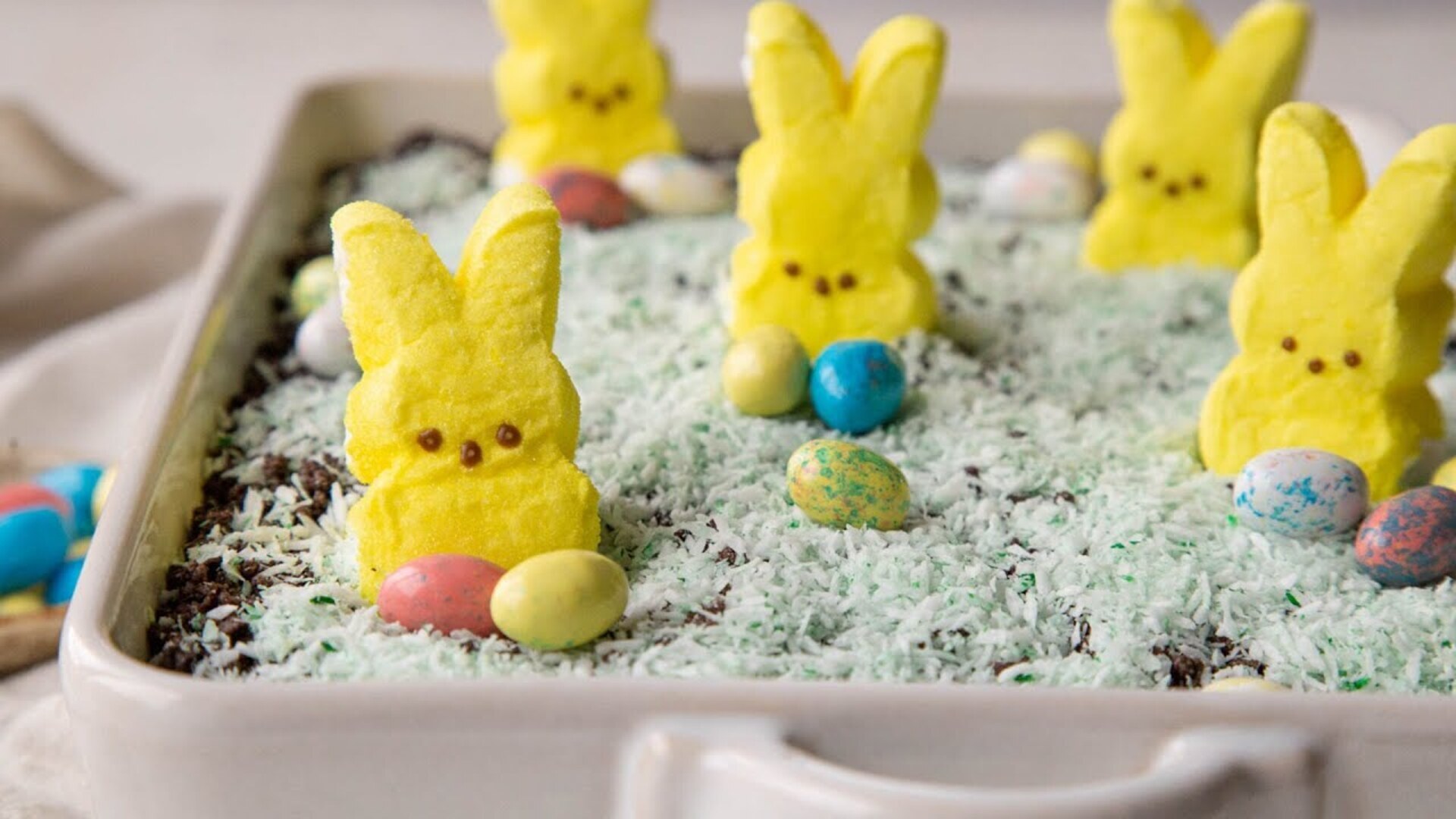 Video thumbnail for This Easter Dirt Cake Is Made For Celebrating