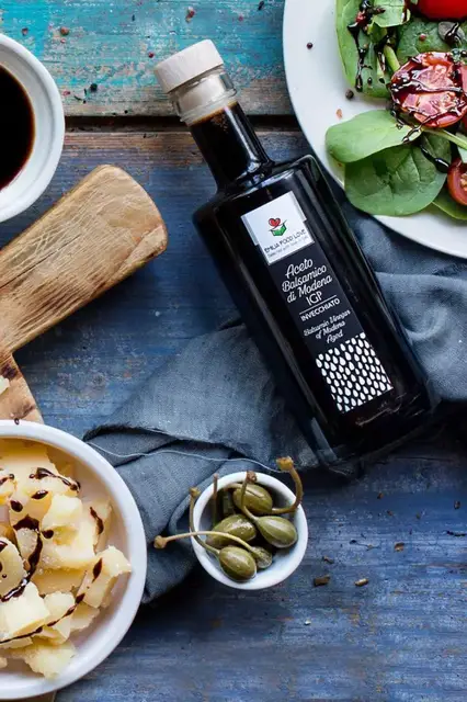 'Video thumbnail for Aceto Balsamico: The Essence of Italian Flavor'