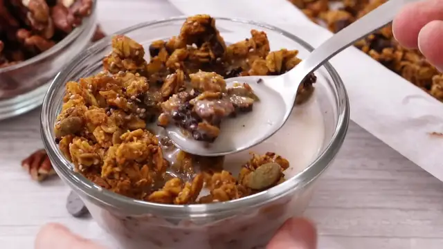 Video thumbnail for EASY Gluten Free Pumpkin Chocolate Chip Granola Recipe(720P HD)
