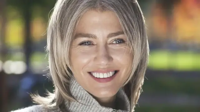 'Video thumbnail for Scientists Say This Is Why Our Hair Turns Gray'