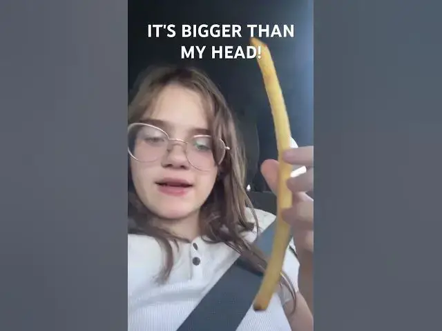 Video thumbnail for There's no way #hugefry #frenchfries #funnyshorts #funny #funnyshorts