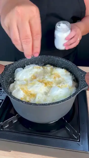 Video thumbnail for Whenever I make this farofa at home  my whole family loves it(720P HD)
