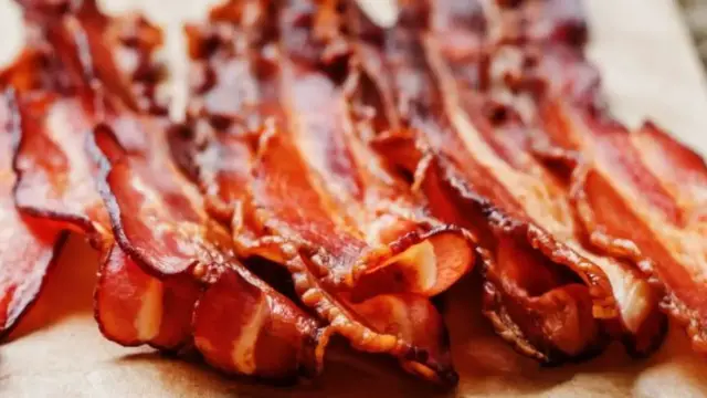 Video thumbnail for Unexpected Things You Should Be Cooking In The Microwave