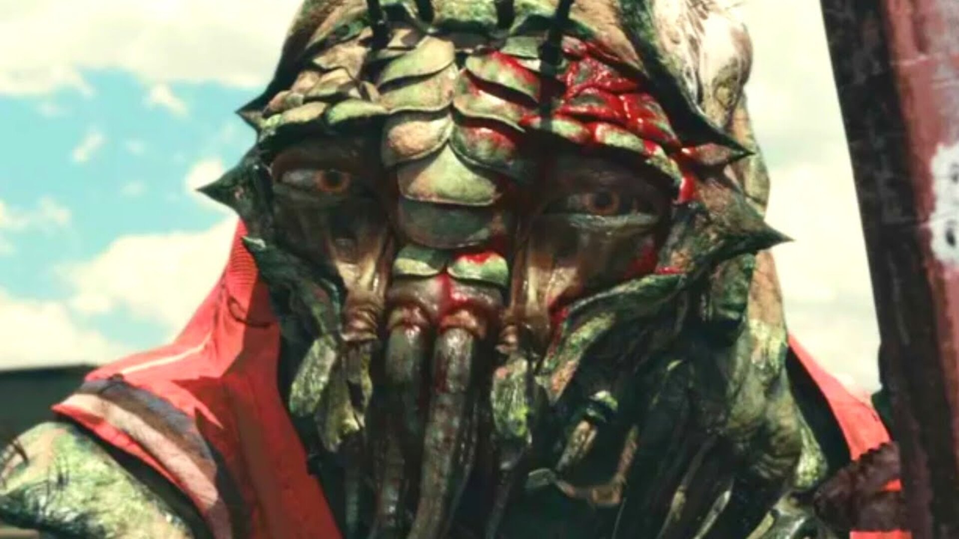 Video thumbnail for Things In District 9 You Notice After Watching More Than Once