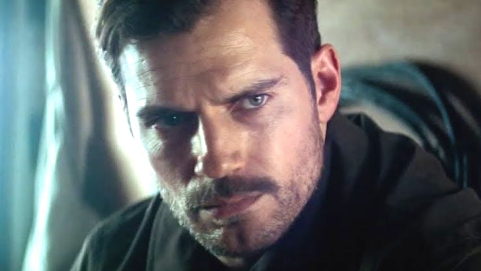Video thumbnail for Henry Cavill's Famous Mission: Impossible - Fallout Scene Was Totally Improvised