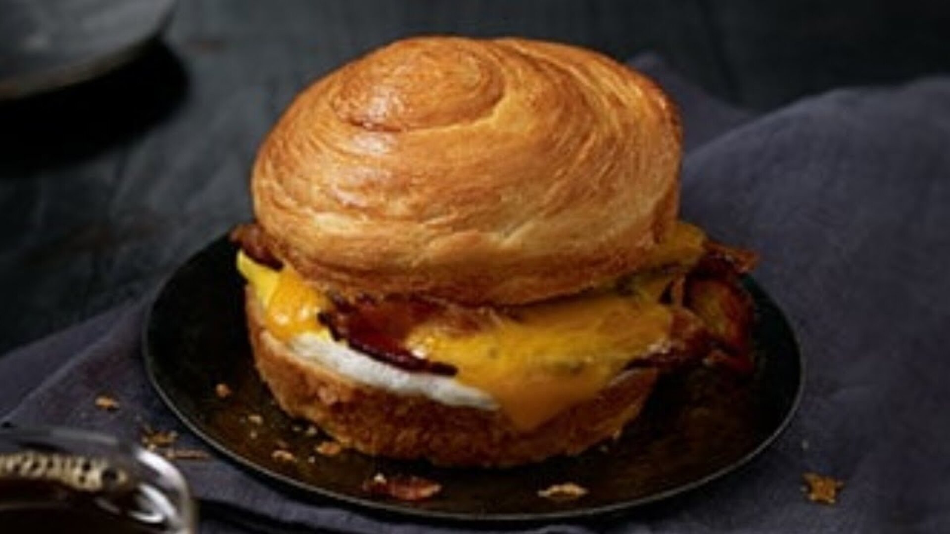 Video thumbnail for Workers Reveal What It's Really Like To Work At Starbucks