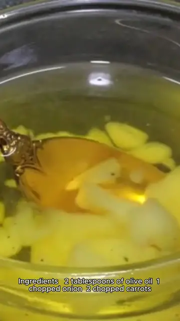 Video thumbnail for turkey soup recipe