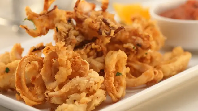 Video thumbnail for These Are The Only Steakhouse Appetizers Worth Your Time