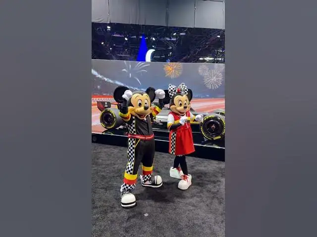 Video thumbnail for Mickey and Minnie hyped for Formula 1 at #D23!