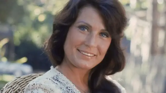 'Video thumbnail for Tragic Details About Loretta Lynn'