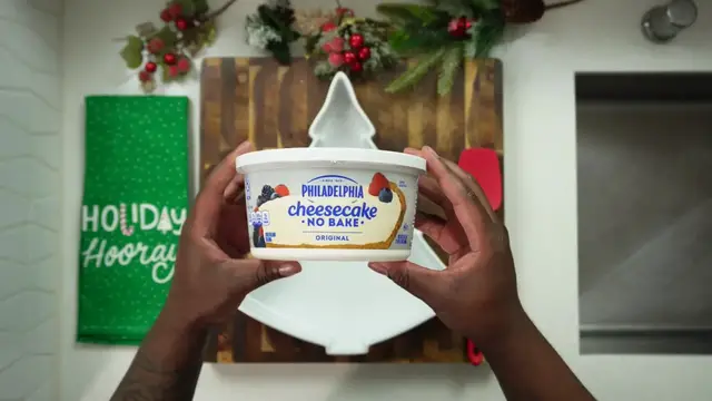 Video thumbnail for Quick And Easy No Bake Cheesecake Dip (720P HD)