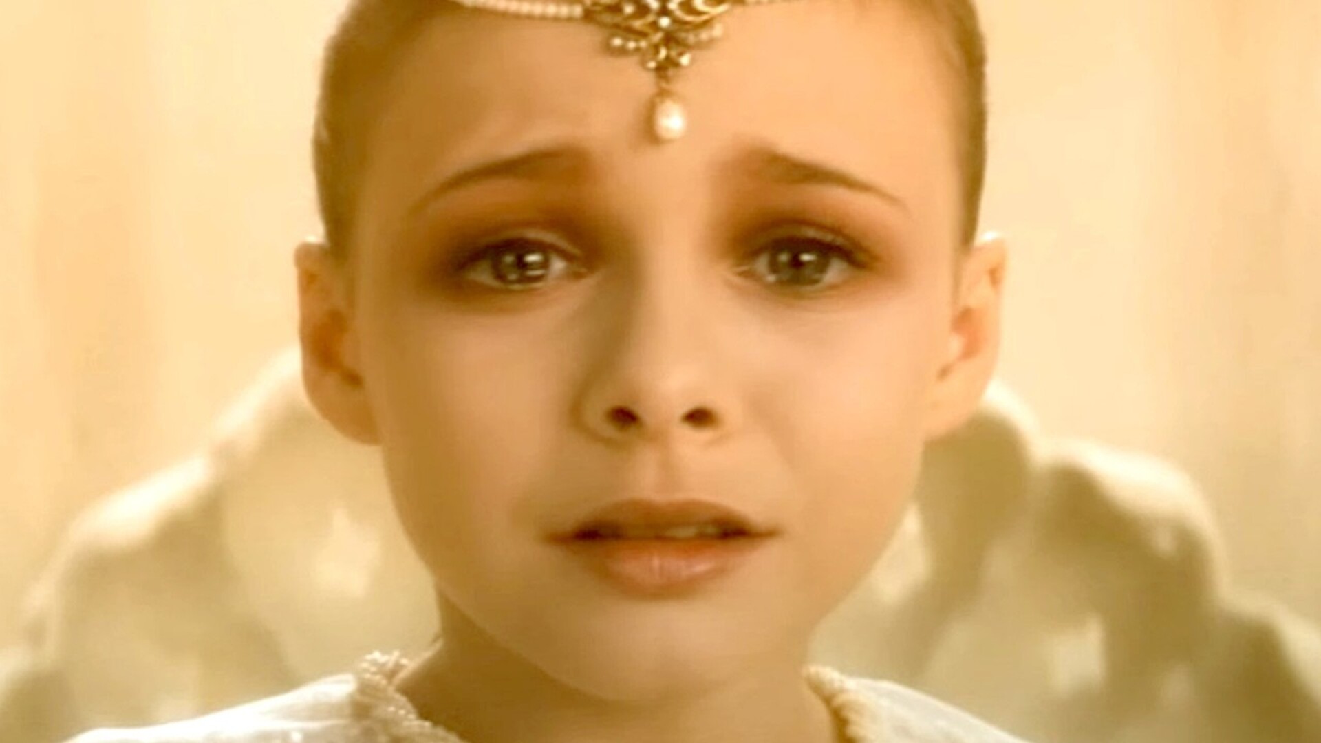 Video thumbnail for What Does The Cast Of Neverending Story Look Like Today