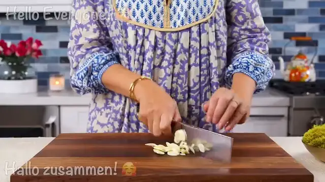 Video thumbnail for Only a few ingredients! Just add eggs to ground meat. It's so delicious! Easy breakfast or dinner