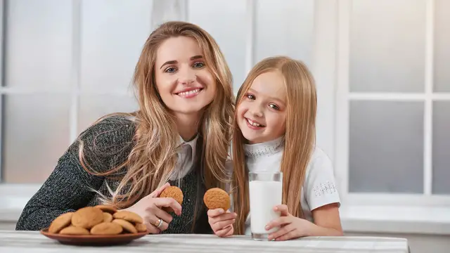 Video thumbnail for EASY KETO SHORTBREAD Buttery :video blog