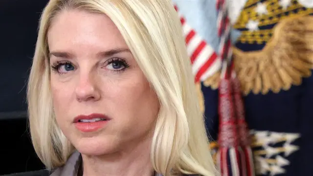 Video thumbnail for Pam Bondi's Nightmare Closeup Is Turning Heads