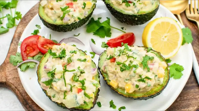 Video thumbnail for Smashed Chickpea Stuffed Avocados Recipe