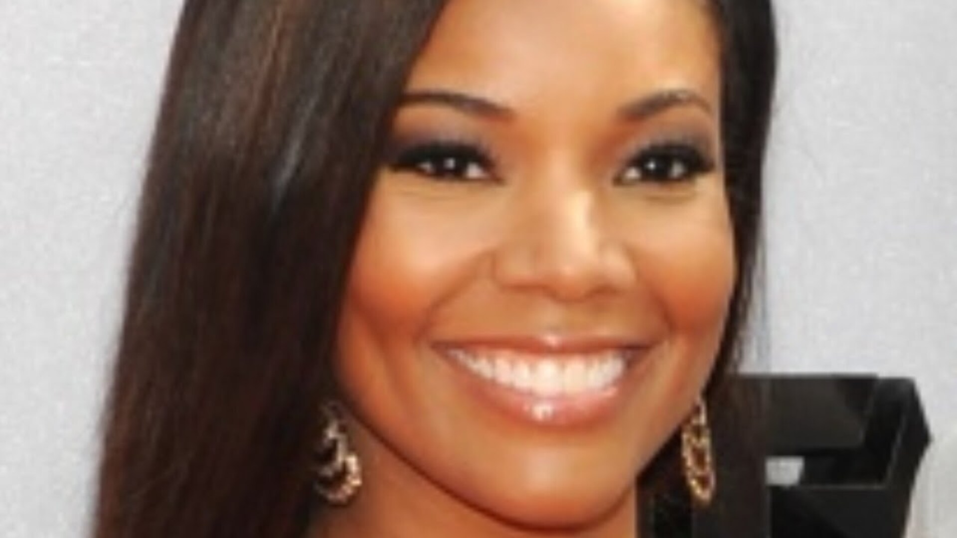 Video thumbnail for Why These Stars Stayed With Their Cheating Husbands