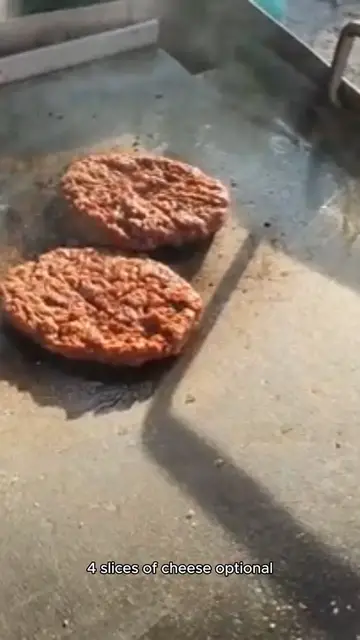 Video thumbnail for spinach quiche recipe