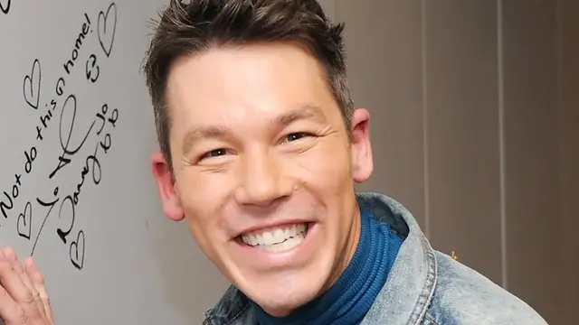 'Video thumbnail for You're Missing The Obvious Signs Your Fav HGTV Show Is Fake'