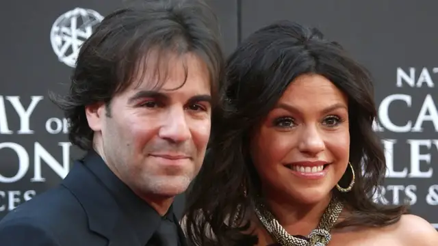 'Video thumbnail for Here's The Truth About Rachael Ray's Husband'