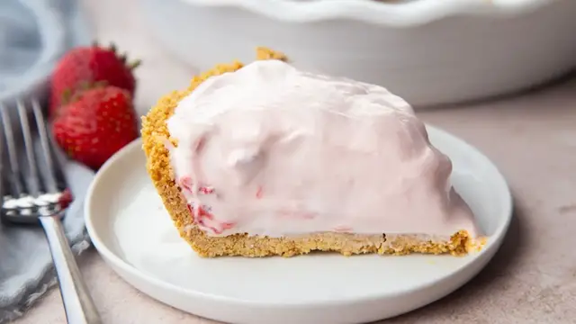 'Video thumbnail for No-Bake Strawberry Lemonade Pie Recipe'