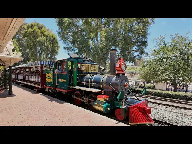Video thumbnail for FULL LOOP: Disneyland Railroad in June 2026 4K