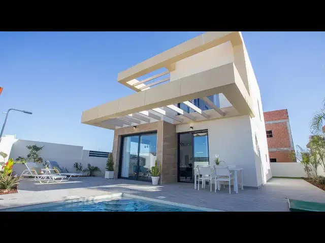 Video thumbnail for Villa in Los Montesinos for sale in Alicante   Spanish Casa Properties