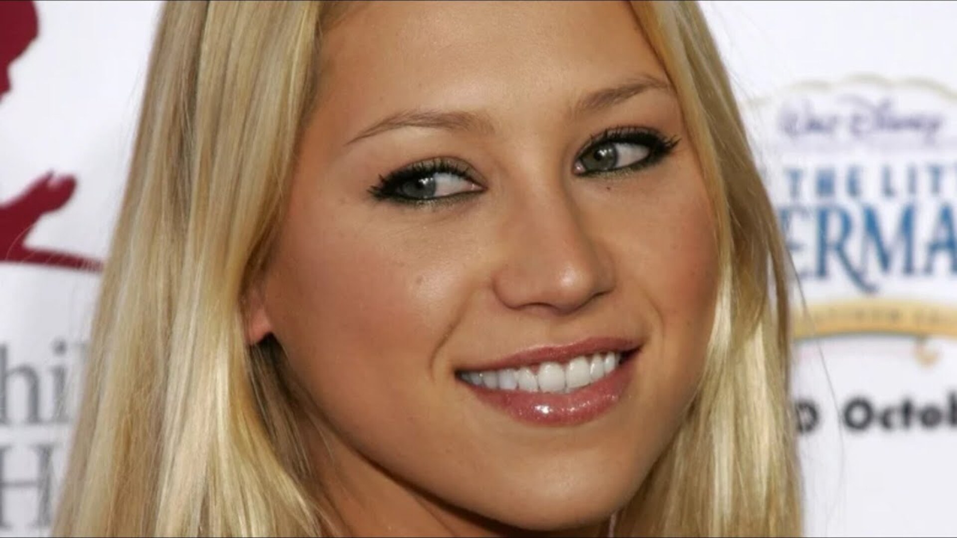 Video thumbnail for Anna Kournikova's Transformation Is Seriously Stunning