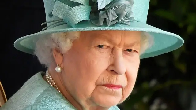 Video thumbnail for Queen Elizabeth's Alleged Brutal Description Of Meghan Markle