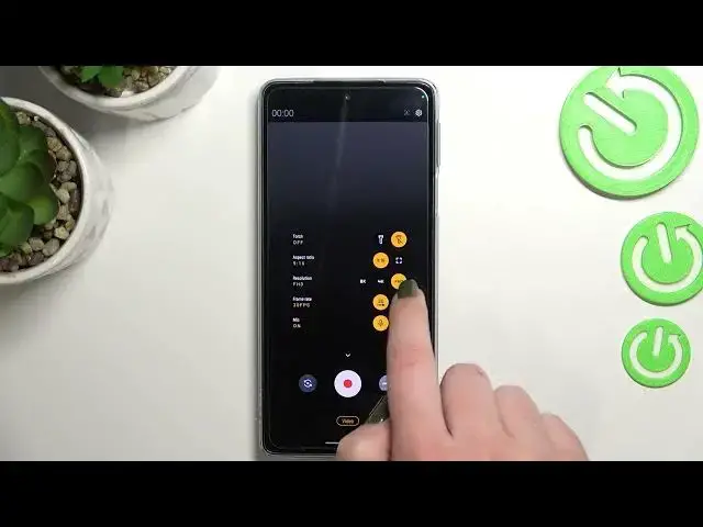 Video thumbnail for How to Change Video Resolution on Motorola Edge 30 Pro – Camera Settings