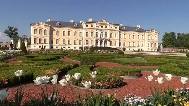 'Video thumbnail for Schloss Rundāle in Lettland'
