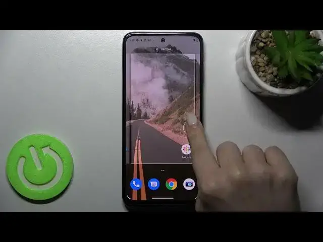 'Video thumbnail for How to Add & Remove Home Screen Widgets on Motorola Moto G31 – Customize Display'