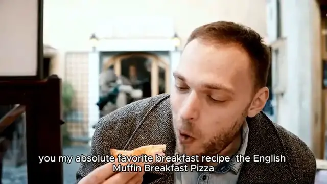 Video thumbnail for English Muffin Breakfast Pizza recipe