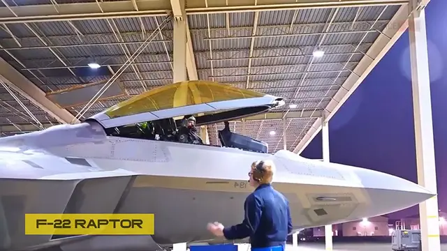 Video thumbnail for Starting the Engines of Top US Fighter Jets