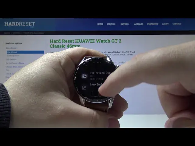 'Video thumbnail for How to Switch Watch Face in HUAWEI Watch GT 2 Classic – Watch Face Update'
