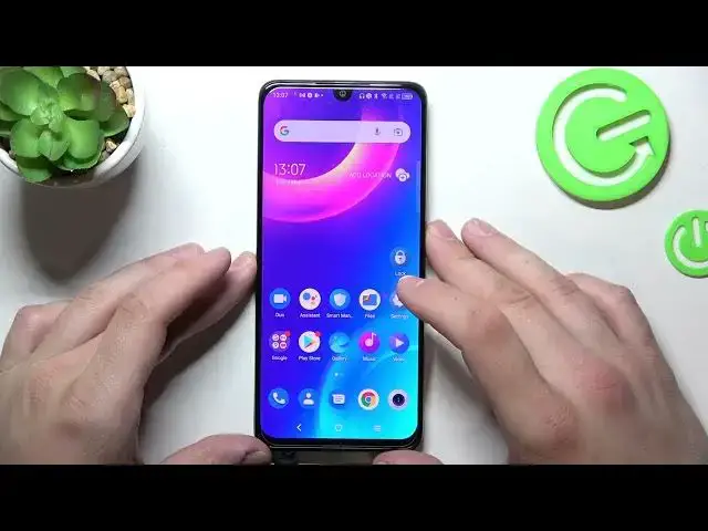 Video thumbnail for How to Connect Wired Headphones to the TCL 30