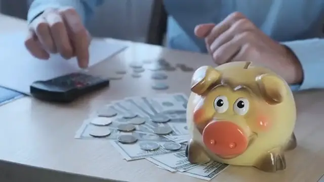 Video thumbnail for 10 Reasons Why The MIDDLE CLASS Is Getting Crushed Financially