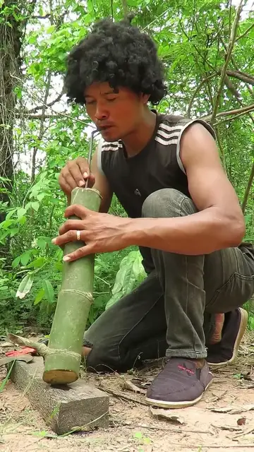 Video thumbnail for The MAN skills are AMAZING #camping #bushcraft #survival #outdoors