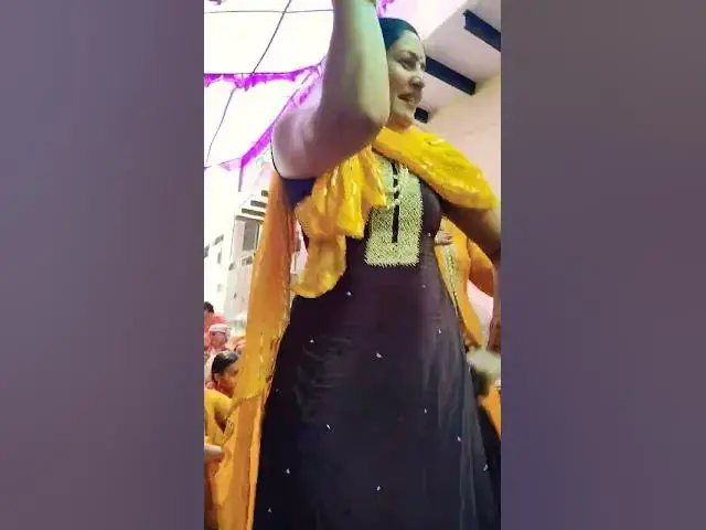 Video thumbnail for पीले रंग का जादू#happy_lokgeet #trending #viral #dance