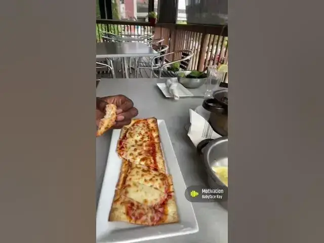 'Video thumbnail for JODI DIVINCI eating good'
