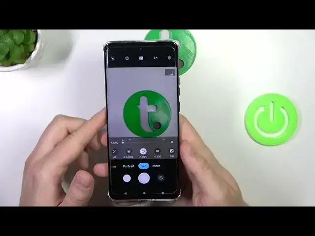 Video thumbnail for How to Enable and Use the Camera Pro Mode on MOTOROLA Edge 40 - Manual Camera Control
