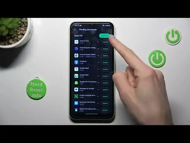'Video thumbnail for How to Update Apps on Samsung Galaxy M04?'