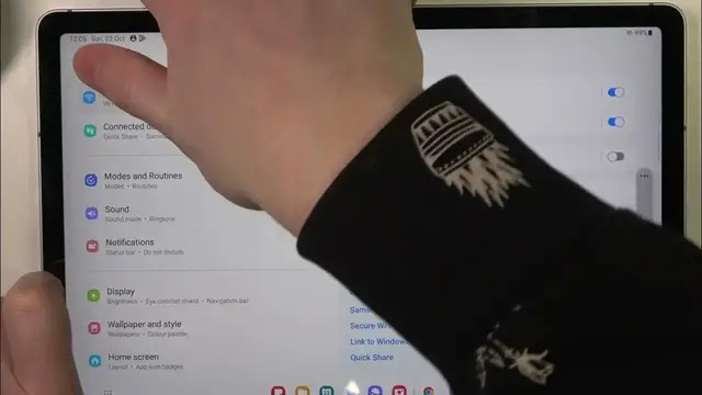 Video thumbnail for How To Take Full Page Screenshot on SAMSUNG Galaxy Tab S9 FE