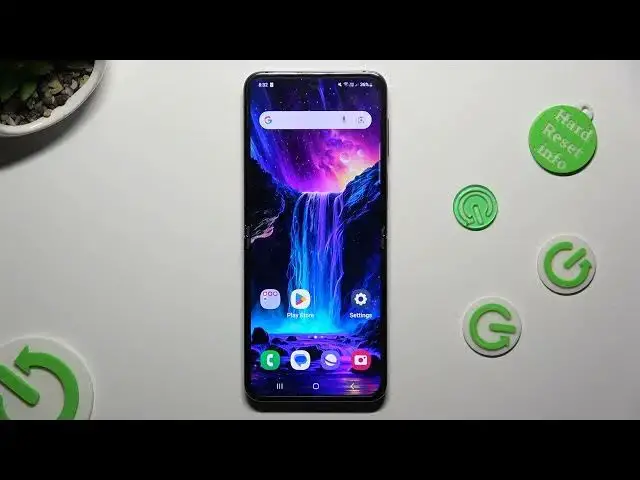 Video thumbnail for How to Change Font Style in SAMSUNG Galaxy Flip5 – Find Font Style Options