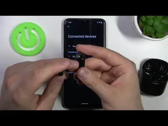 Video thumbnail for How to Fix Connection Issues of JBL Tune 220 TWS?