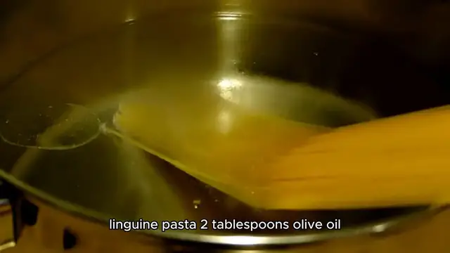 Video thumbnail for Seafood Linguine with White Wine Sauce