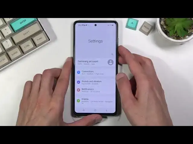 Video thumbnail for How to Take Screenshots on SAMSUNG Galaxy A52s - Capture Screen